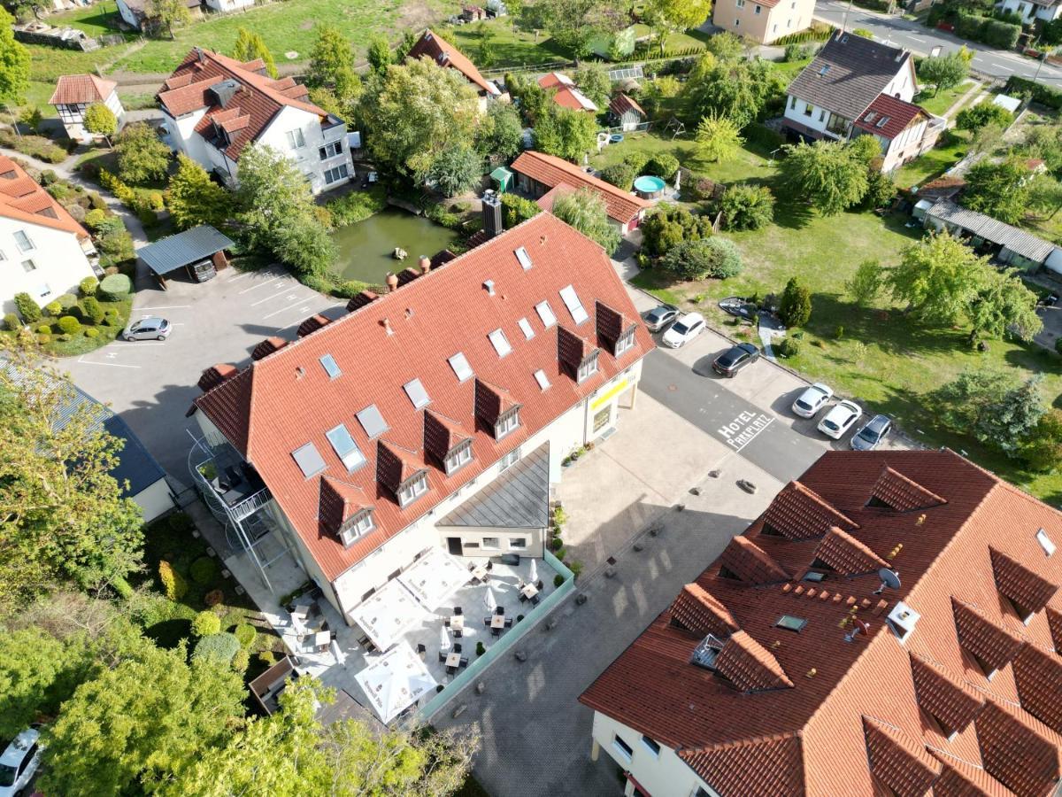 Hotel & Restaurant Zum Hirsch Romhild Bagian luar foto